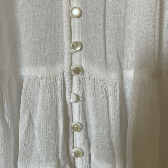 WHITE FLOWY COTTAGE CORE INSPIRED MINI DRESS - Picture 8 of 9